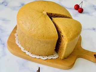 14、红糖马拉糕,红糖马拉糕，趁热吃，口感是软绵软绵的????