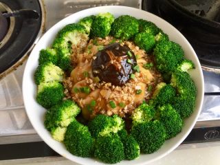 37、我爱蒜蓉系列➕蒜香鲍汁杏鲍菇,最后，撒上点葱末，完工????