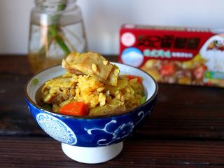 18、咖喱羊排饭,胡萝卜、土豆是否软糯，大米劲道爽滑