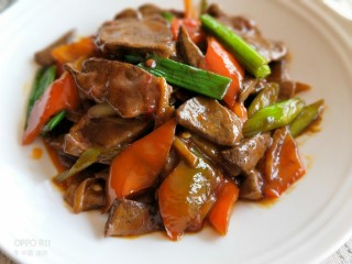 17、私房酱爆猪肝,又滑又嫩的酱爆猪肝是不是很诱人，最后的汤汁拌饭太赞了