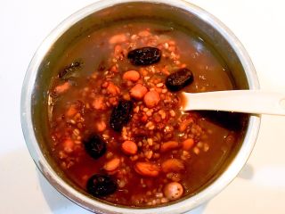 13、莲子八宝粥,莲子八宝粥做好了