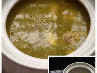 7、板栗香菇炖鸡,放砂锅里煲