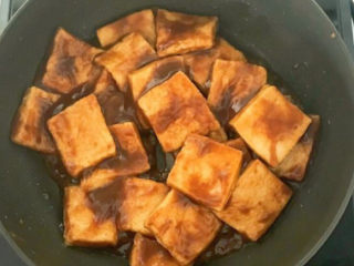 13、素炒千叶豆腐,翻炒均匀