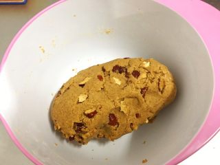 11、红枣饼干,拌均匀