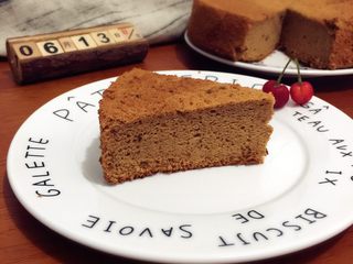 17、枣糕,烤好的枣糕，香气扑鼻，松软可口