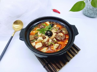 19、鸭血烩豆腐,香喷喷的一锅鸭血烩豆腐(^_^)