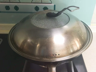 19、酸辣娃娃菜,大火烧开后蒸5分钟