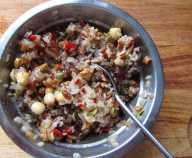 11、八宝梨罐,拌匀成八宝馅