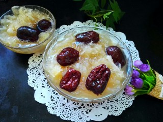 12、红枣银耳汤,拍上成品图，一碗养颜的红枣银耳汤就煮好了