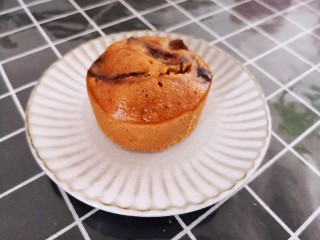 17、红糖红枣发糕,杯子拿掉,是不是很细腻。