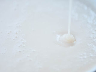 8、核桃酪,煮好的核桃酪。