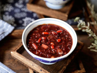 18、红枣黑米粥,成品图