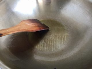 21、了不起的小番茄➕番茄土豆红烩牛肉,煸出花椒香味,把花椒捞出,留底油