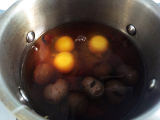 11、电压锅版调经养生汤,直接打进汤里，我遇见了双黄蛋哈哈哈