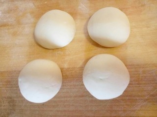 9、中式点心+枣花馍,均匀分成小剂子