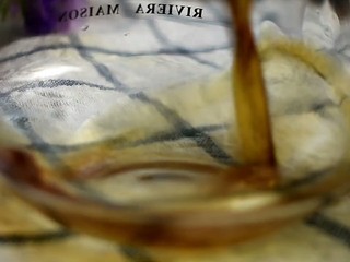 13、红枣桂圆茶,装入杯中稍稍晾温就喝吧