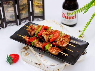 24、超爽的麻辣孜然烤肉串,成品一