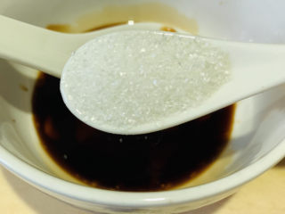 13、清蒸龙利鱼,1小勺白糖，增鲜；