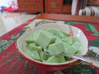 17、养颜圣品胶原满满的花胶冻,味道也是好得没话说。