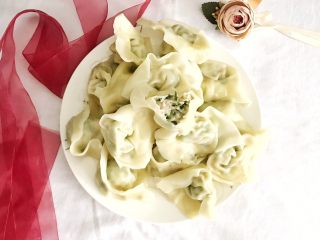 22、#咸味#美味的猪肉荠菜高汤馄饨,关火捞出馄饨，放凉