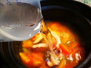 10、海鲜肥牛乌冬面,多添些清水