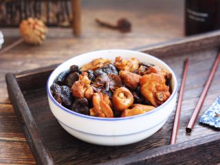 16、#菌类料理# 山珍炖鸡,成品图。