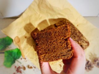 11、红枣蛋糕,预热160度烤40分钟