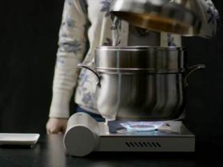 8、用最健康的红薯 做两道冬日甜羹,银杏番薯牛奶羹：番薯隔水蒸15分钟左右