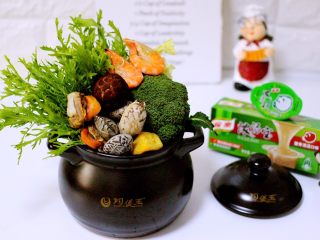 23、麻辣海鲜什锦营养火锅????,成品一