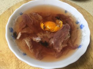 6、蒸蒸日上~羊羊得意,把切好的羊肉浸泡在里面，除羊膻味