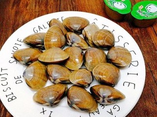 13、一锅炖+海鲜烩锅,反复搓,冲洗干净