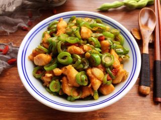 11、翡翠鸡丁,清香好吃！