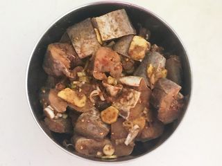 14、烤香辣鳕鱼,充分调匀