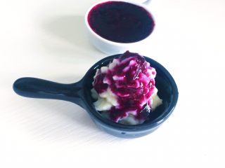 14、蓝莓果酱/蓝莓山药,没吃完的果酱记得用密封罐储存放冰箱哦