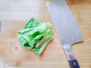 2、生菜豆腐肉沫羹,生菜洗净，只要叶子。