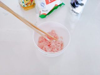 10、生菜豆腐肉沫羹,静置腌十分钟。