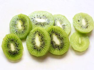 4、奇亚籽水果燕麦杯,切片