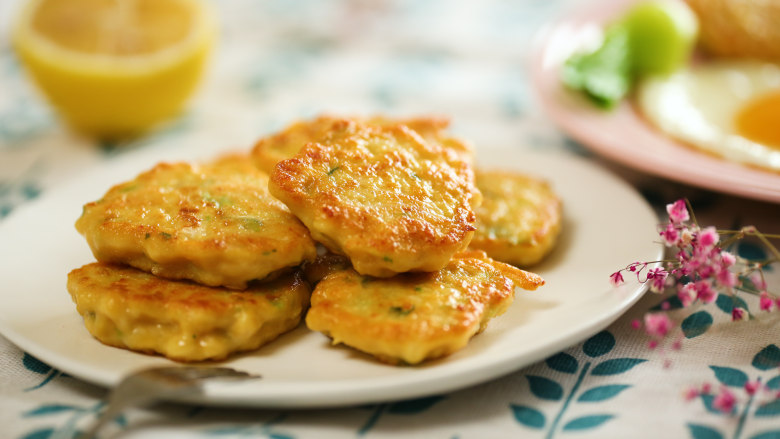 18m白萝卜鸡肉饼