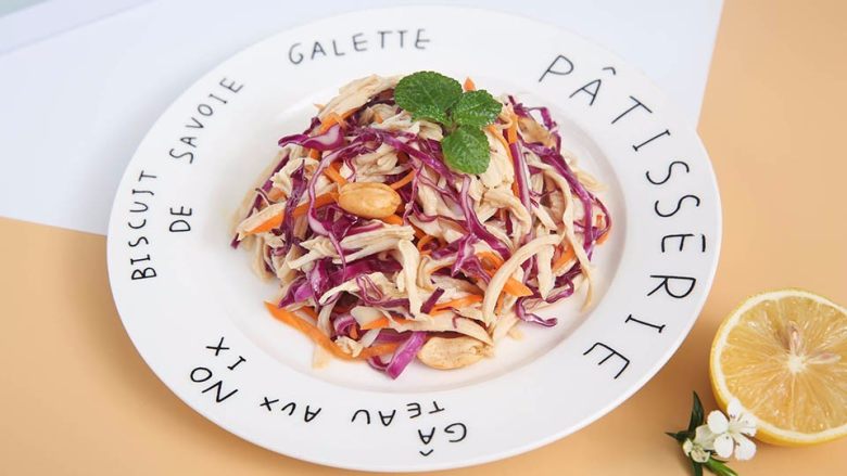 清爽柠檬薄荷鸡丝减肥族的低脂肉菜