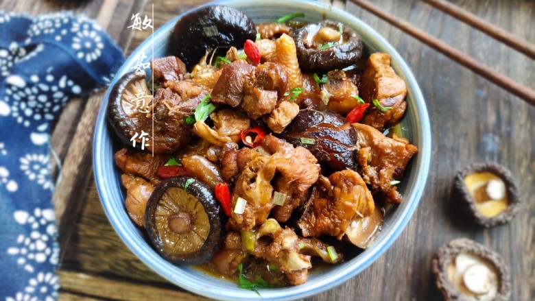超简单家常版香菇黄焖鸡