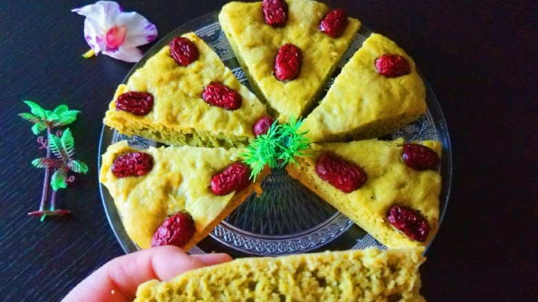 新文美食菠菜红枣发糕