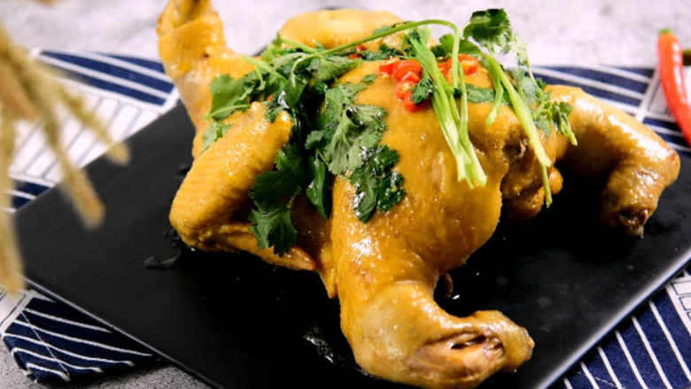 滋滋冒油的飘香葱油鸡简单到让我再也不想去外面吃饭了