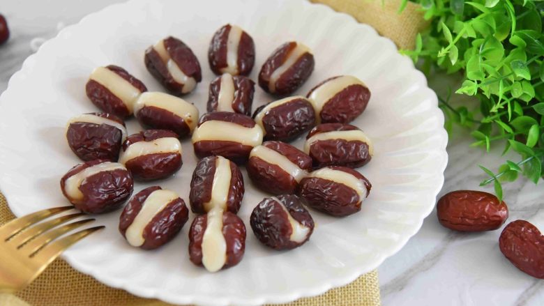 甜蜜红枣加糯米超好吃的甜点做法简单