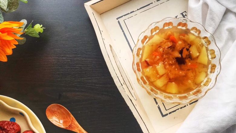 宝宝辅食10M银耳雪梨羹