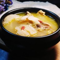 中餐秋冬滋补篇天麻老母鸡汤