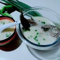 香浓鲫鱼汤