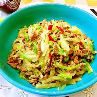 温补驱寒白萝卜炒牛肉