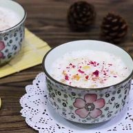 牛奶桃胶银耳羹