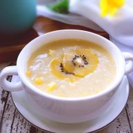 早餐营养早餐鸡蛋玉米羹