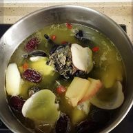 红枣山药炖乌骨鸡